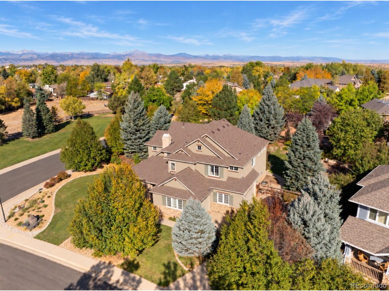 1260 Hawk Ridge Rd — photo