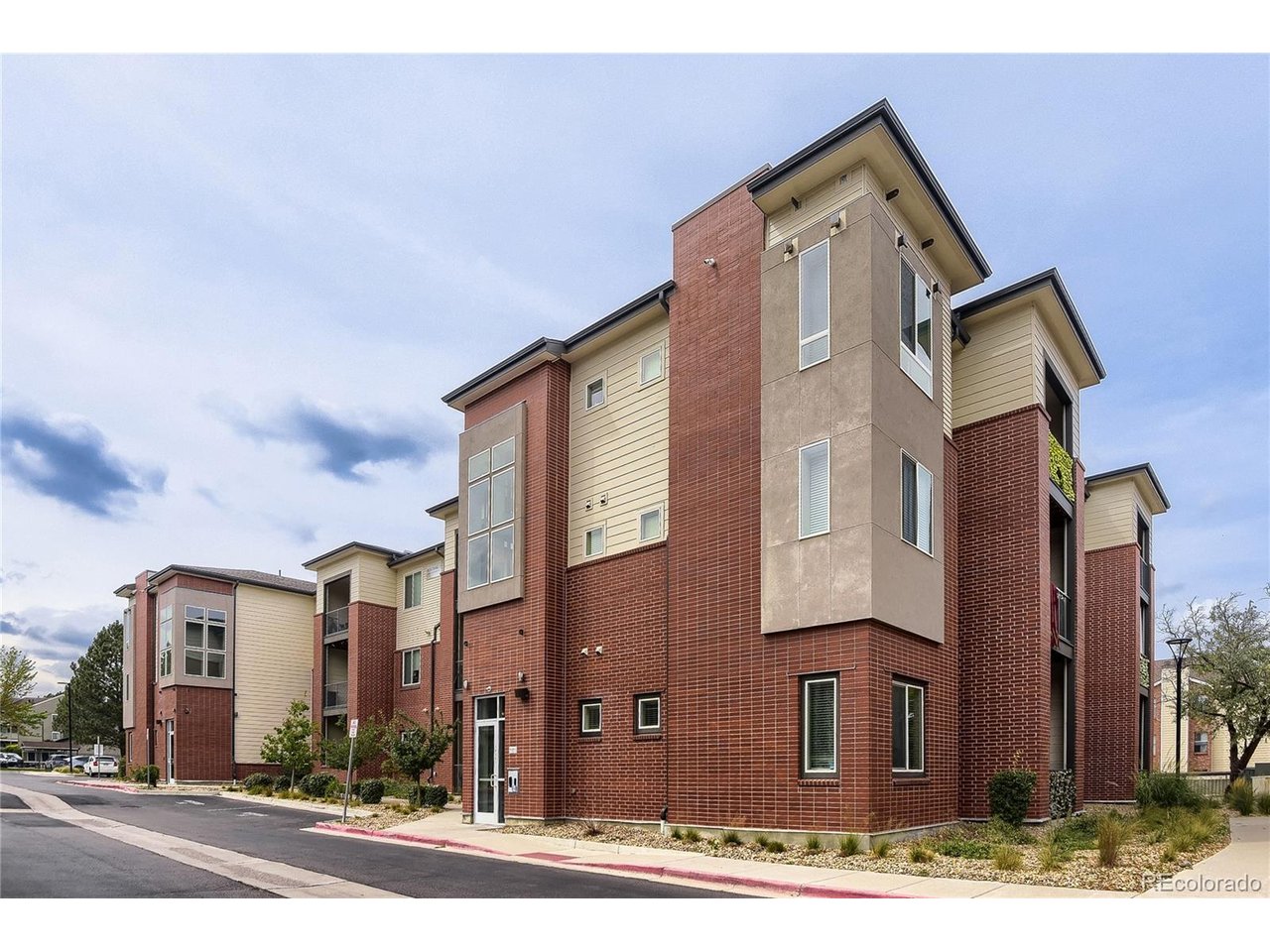 14301 E Tennessee Ave 109 — photo