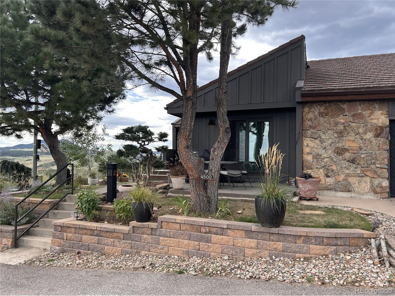 4500 Sentinel Rock — photo