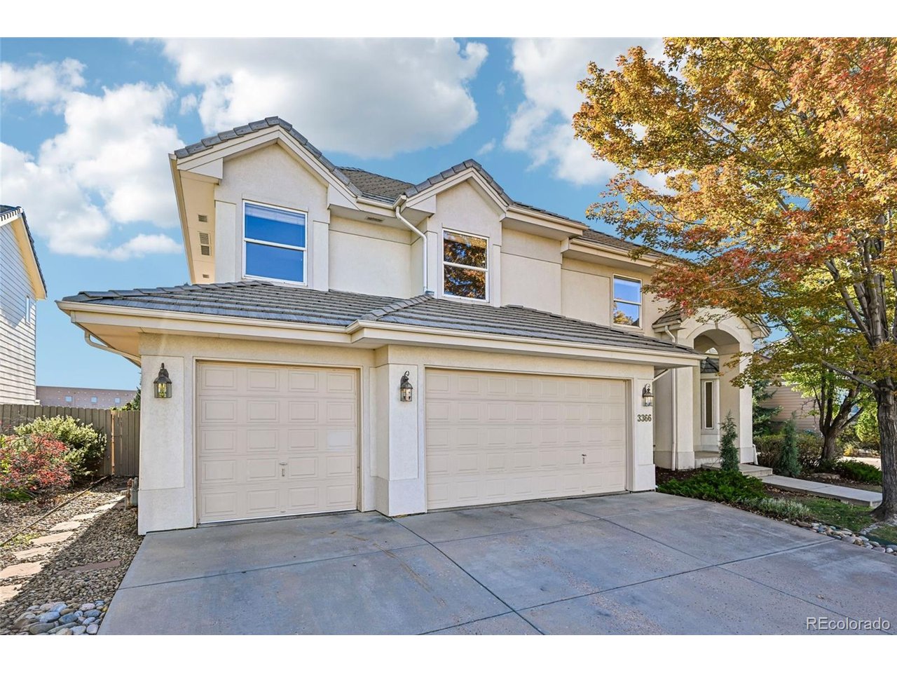 3366 Opal Ln — photo
