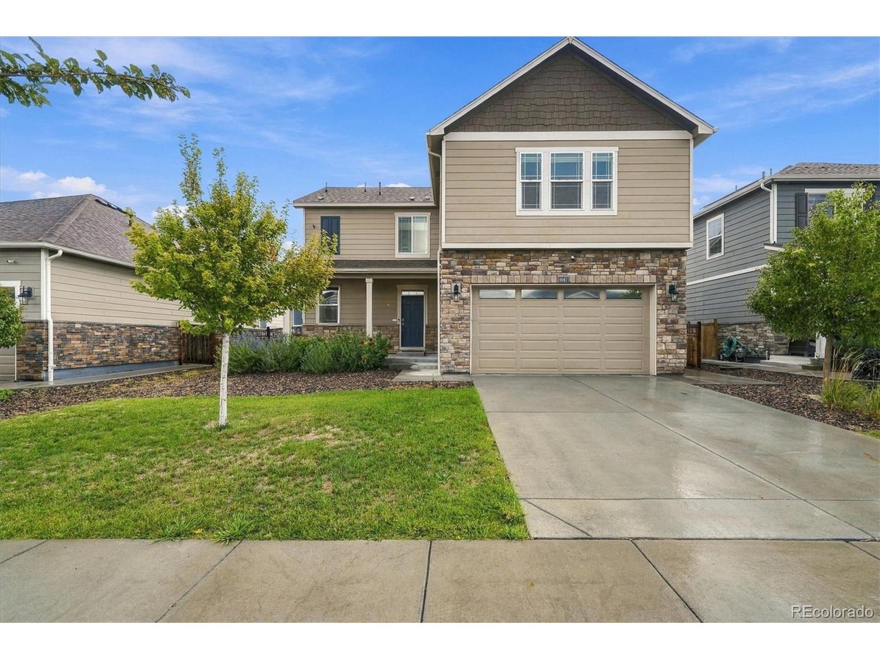 6047 N Halifax Ct — photo