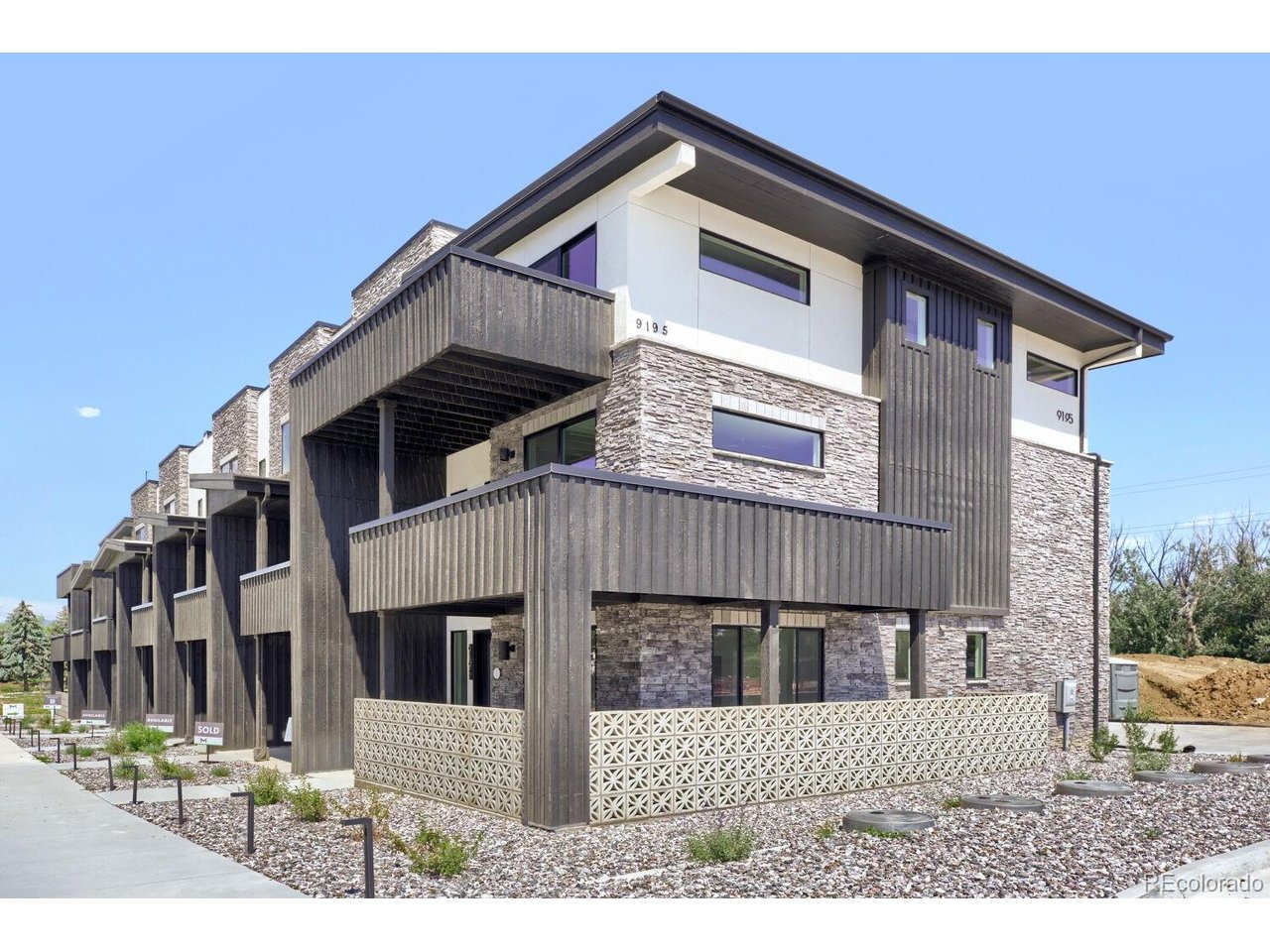 9195 Pierce St 1 — photo