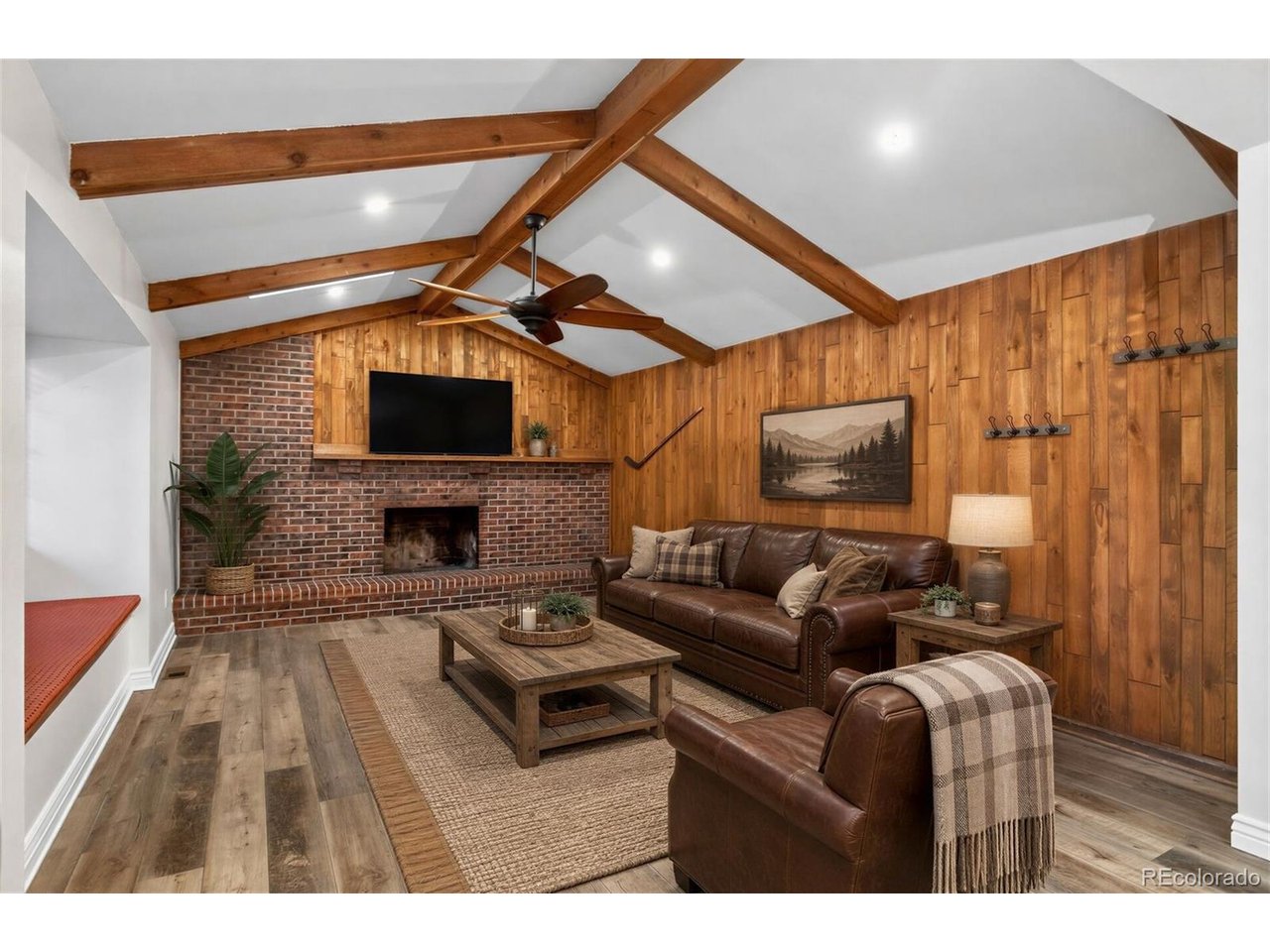10562 E Maplewood Dr — photo