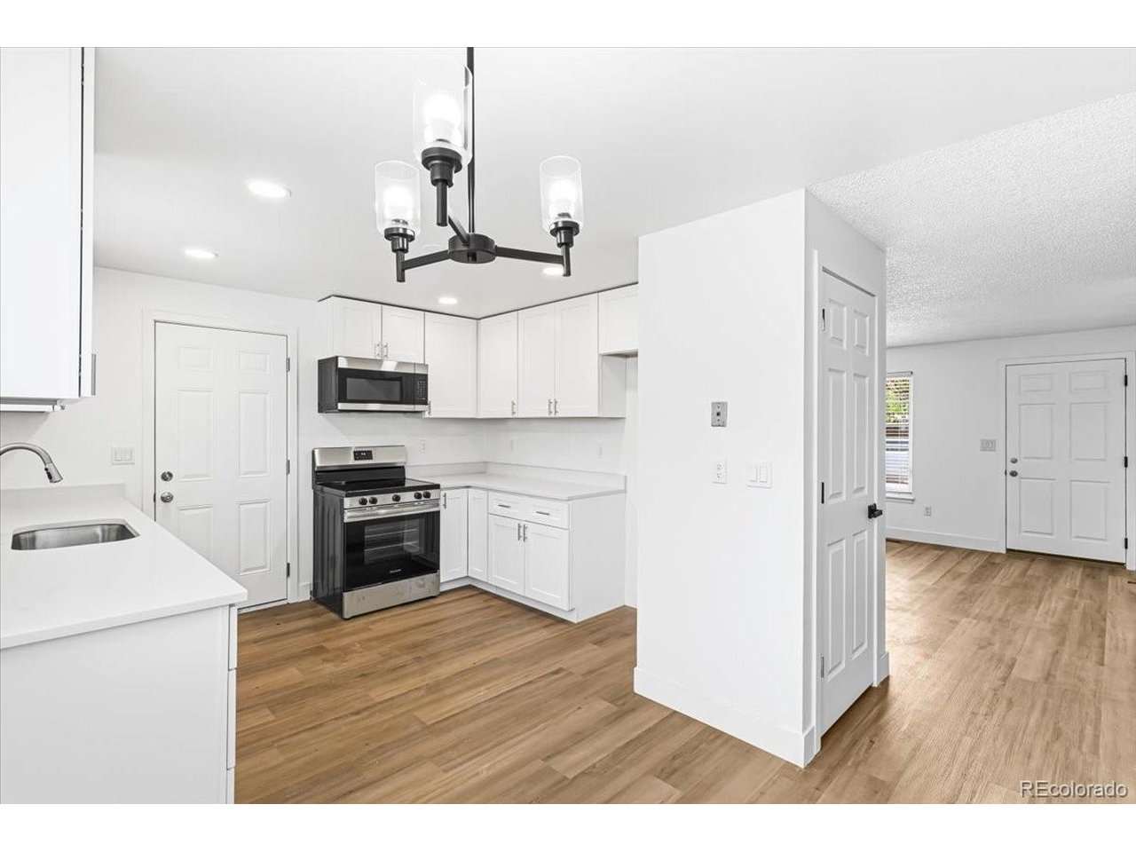 18805 E Napa Dr — photo