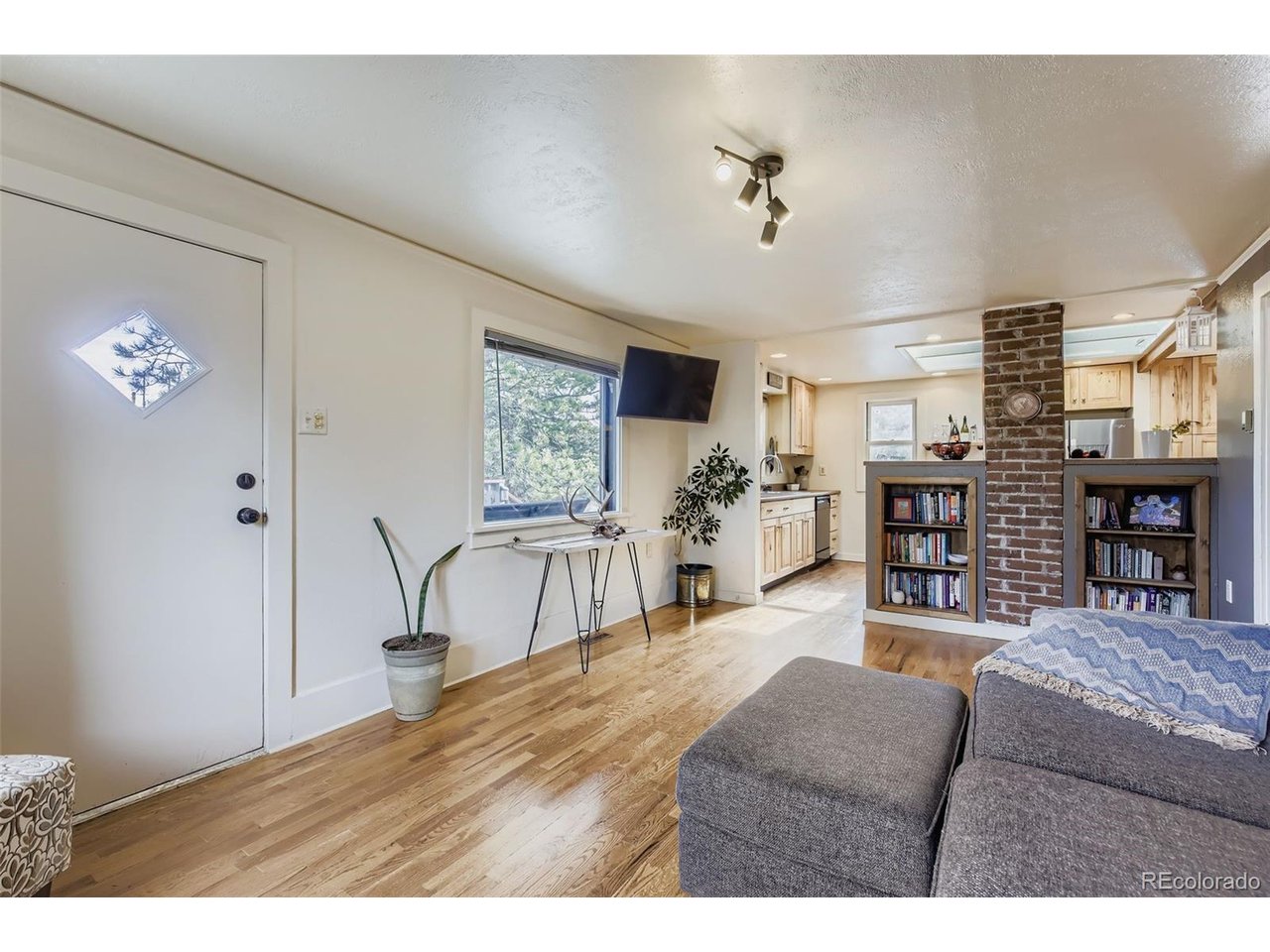 178 Stanley Circle Dr — photo