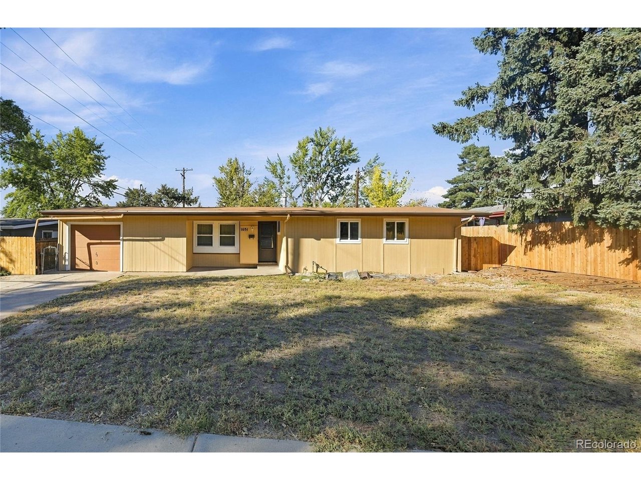 1631 W Prentice Ave — photo