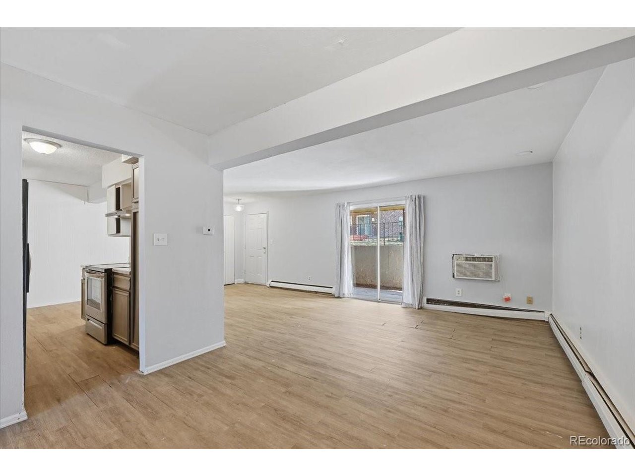 4651 S Lowell Blvd Unit B — photo