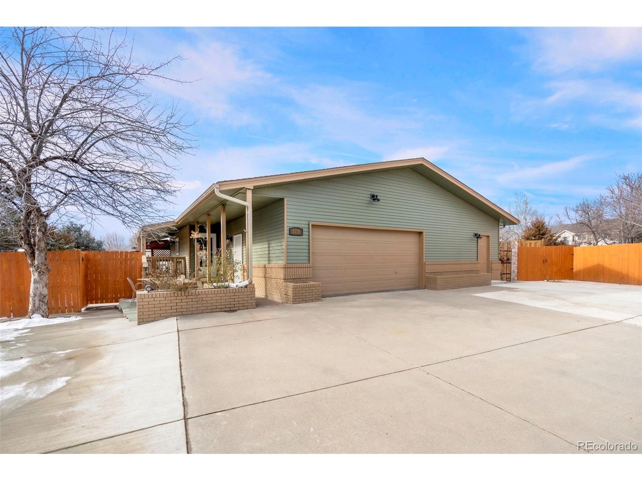 1118 Chester Ct — photo