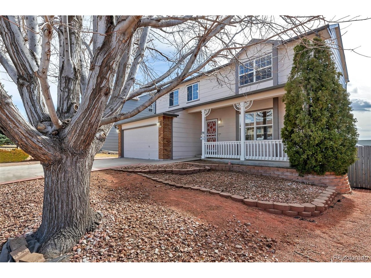 2375 Lisa Dr — photo