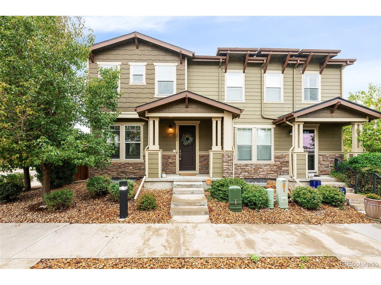 1233 S Dallas Ct — photo
