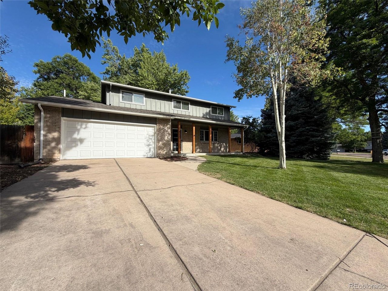 7447 S Ames Ct — photo