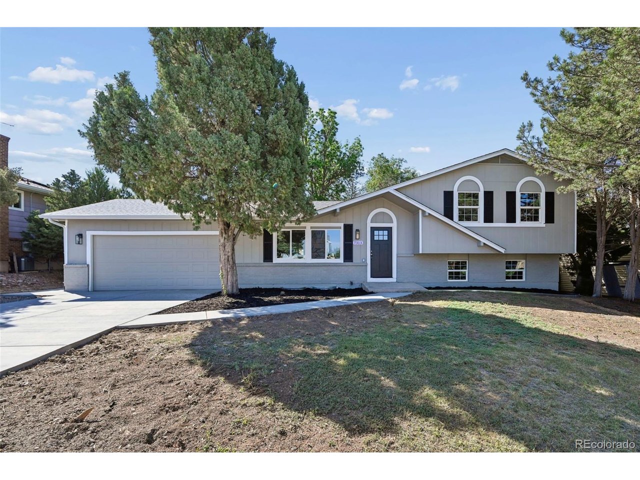 7313 Colonial Dr — photo