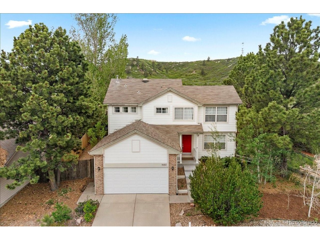 1550 Canyon Dr — photo