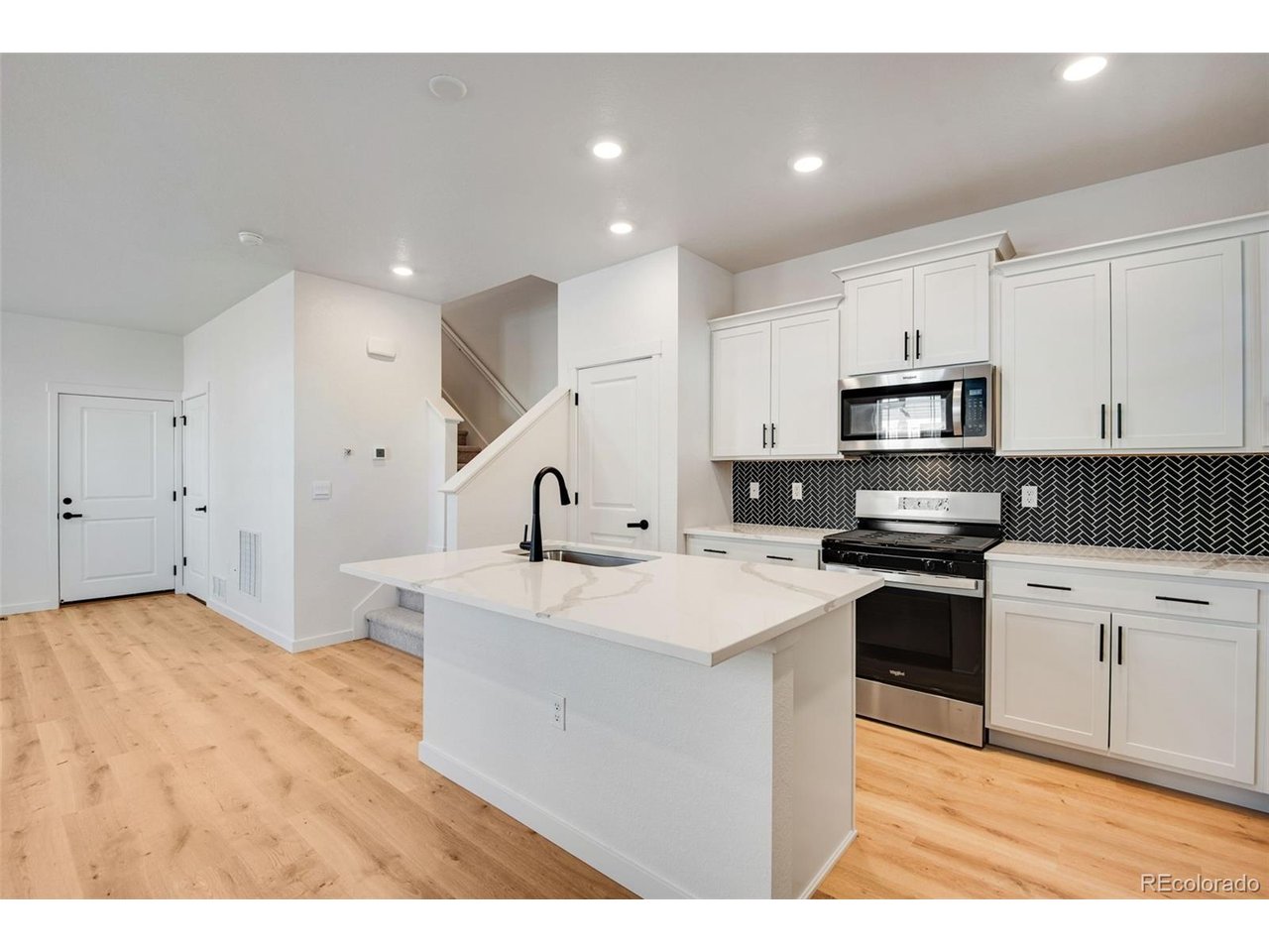 22604 E 6th Pl, Aurora, CO 80018 — photo 3