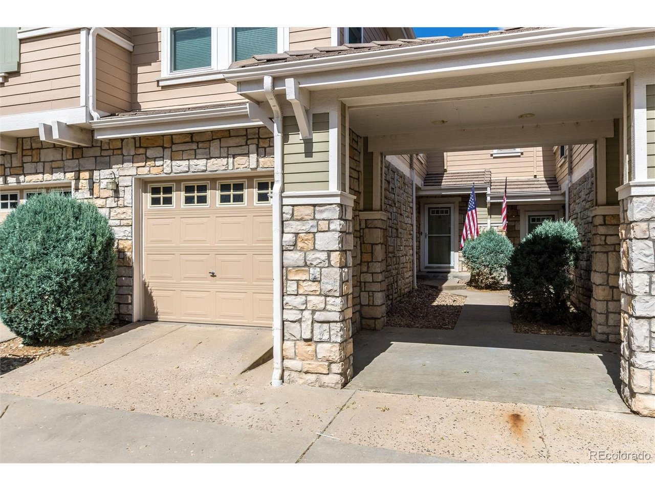 12835 Mayfair Way D — photo