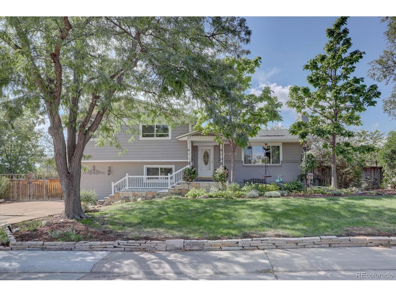 11049 Melody Dr — photo