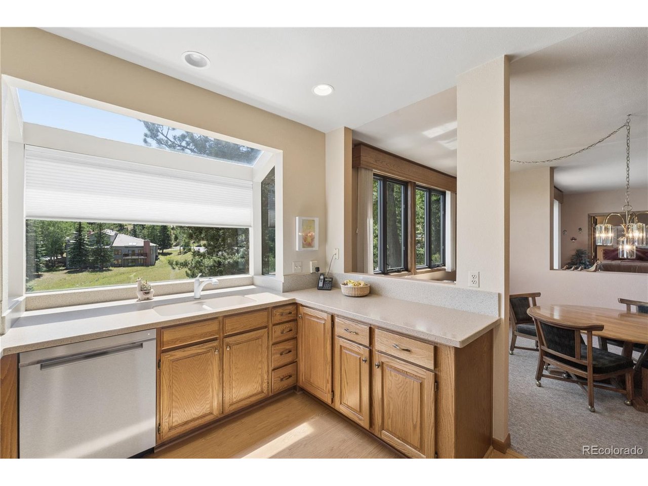 752 Ridgeside Dr, Golden, CO 80401 — photo 2