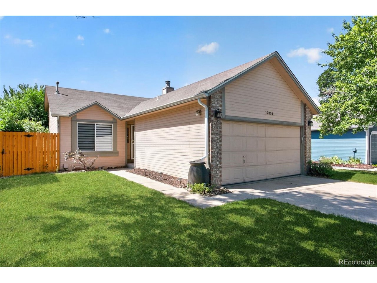 12816 E Wyoming Cir — photo