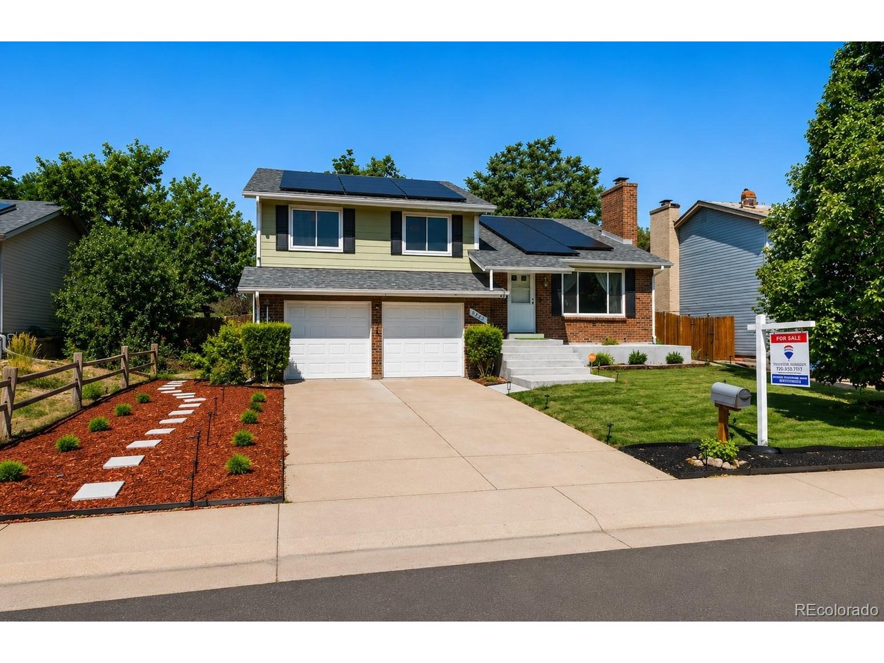 923 S Ouray St — photo