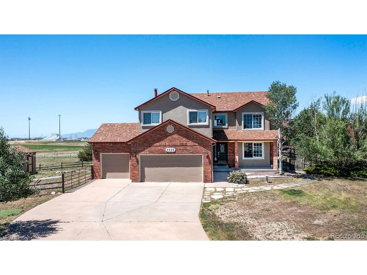 9920 Glenellen Dr — photo