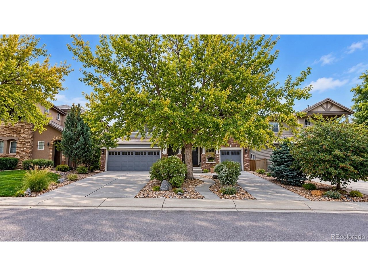 10621 Briarglen Cir — photo