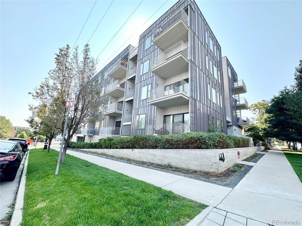 2752 N Clay St Unit 301 — photo