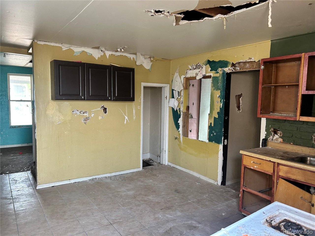 619 E 11th St, Pueblo, CO 81001 — photo 2