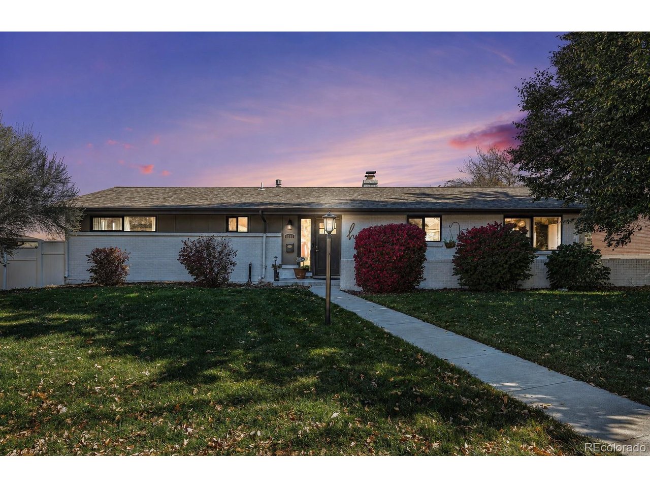 6110 S Southwood Dr — photo