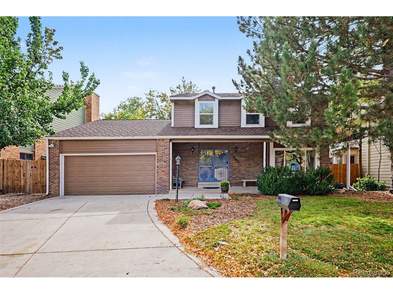12492 E Lasalle Pl — photo