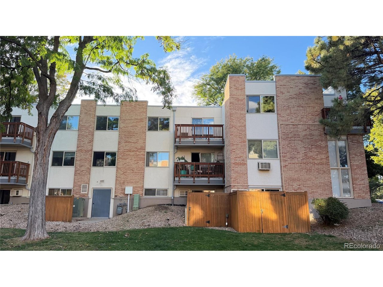 2835 S Monaco Street Pkwy Unit 4-302 — photo