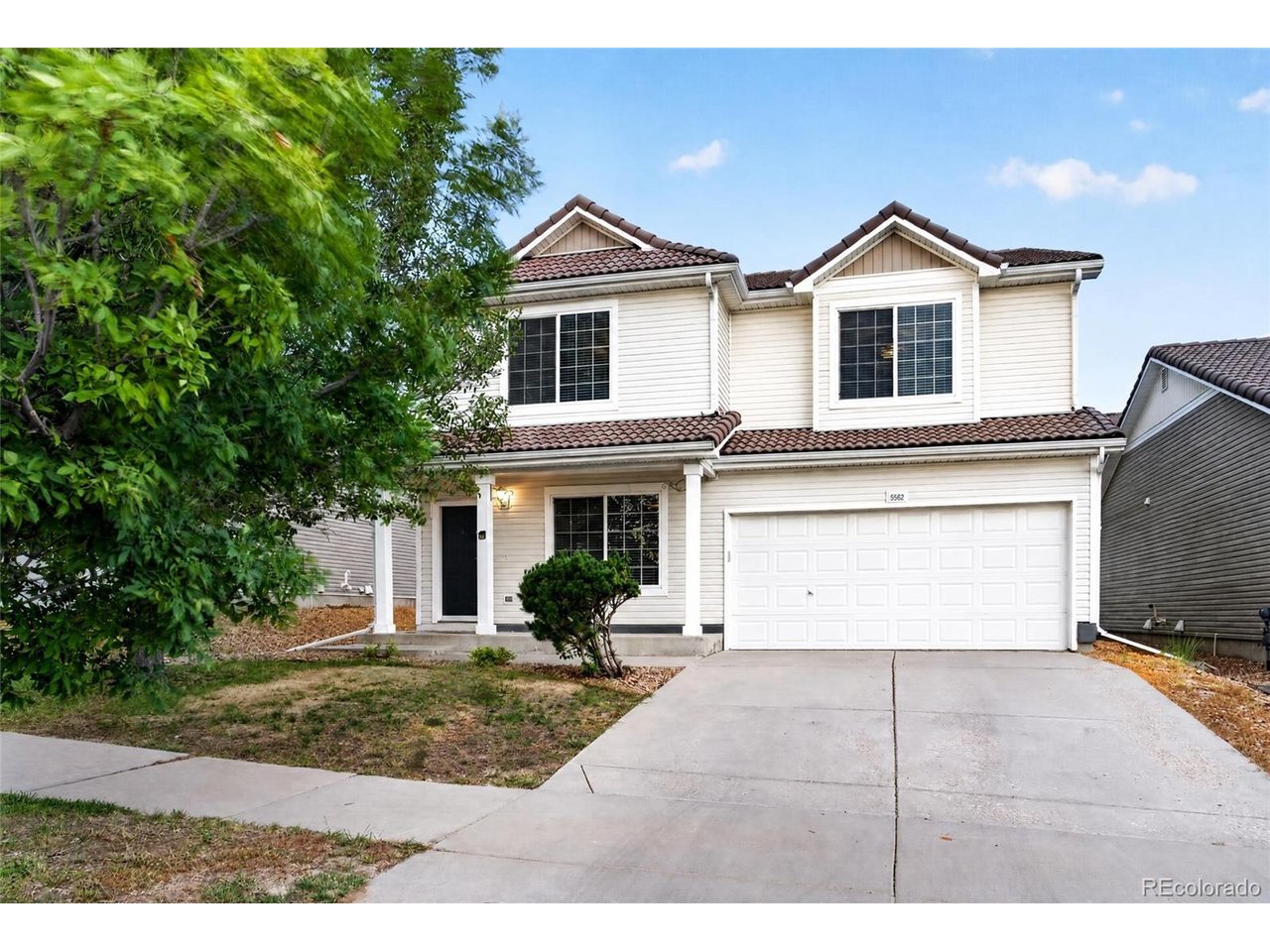 5562 Halifax Ct — photo