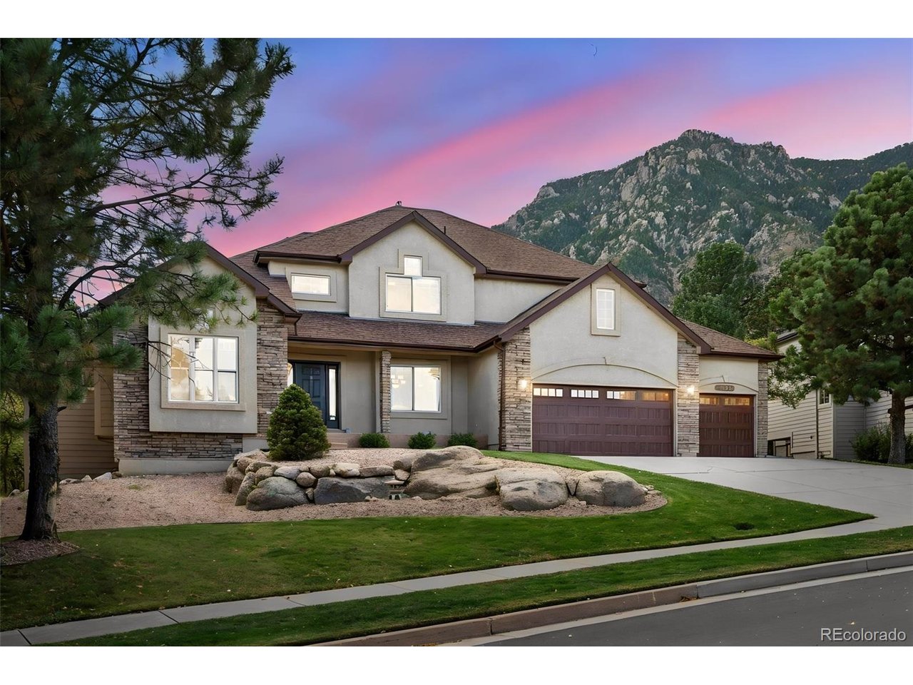 5830 Broadmoor Bluffs Dr — photo