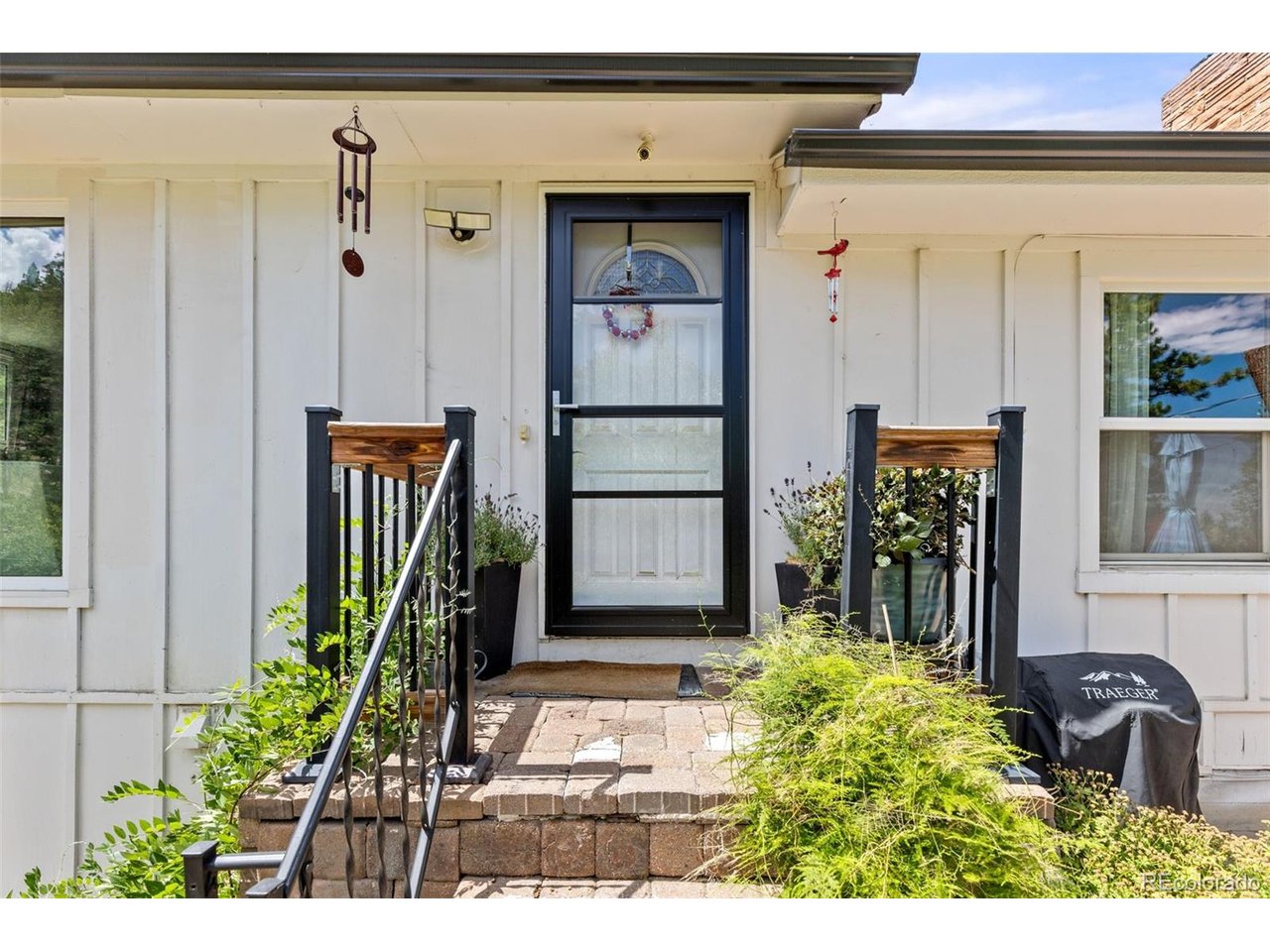 11827 Brook Rd — photo