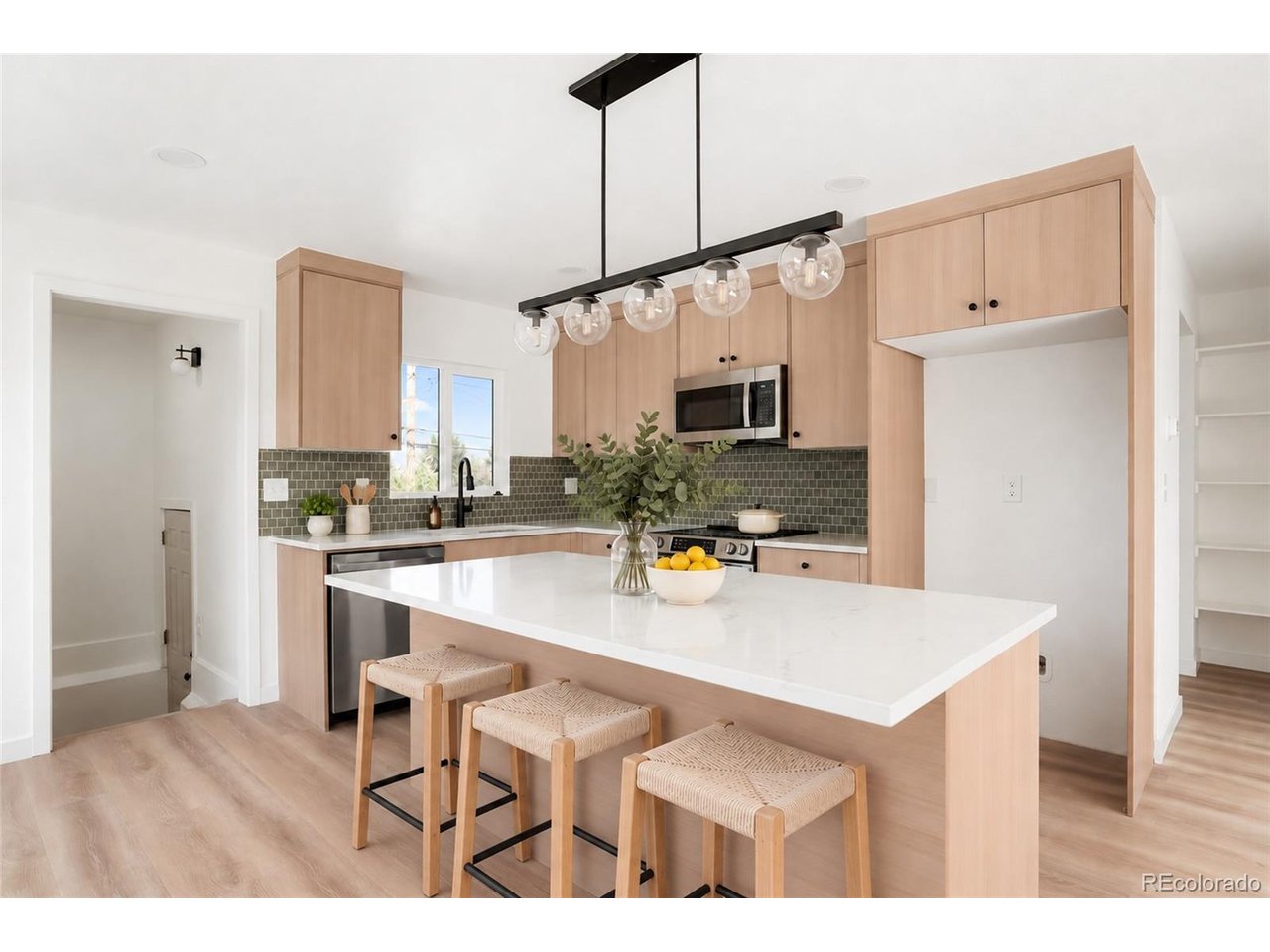 4565 W Exposition Ave — photo
