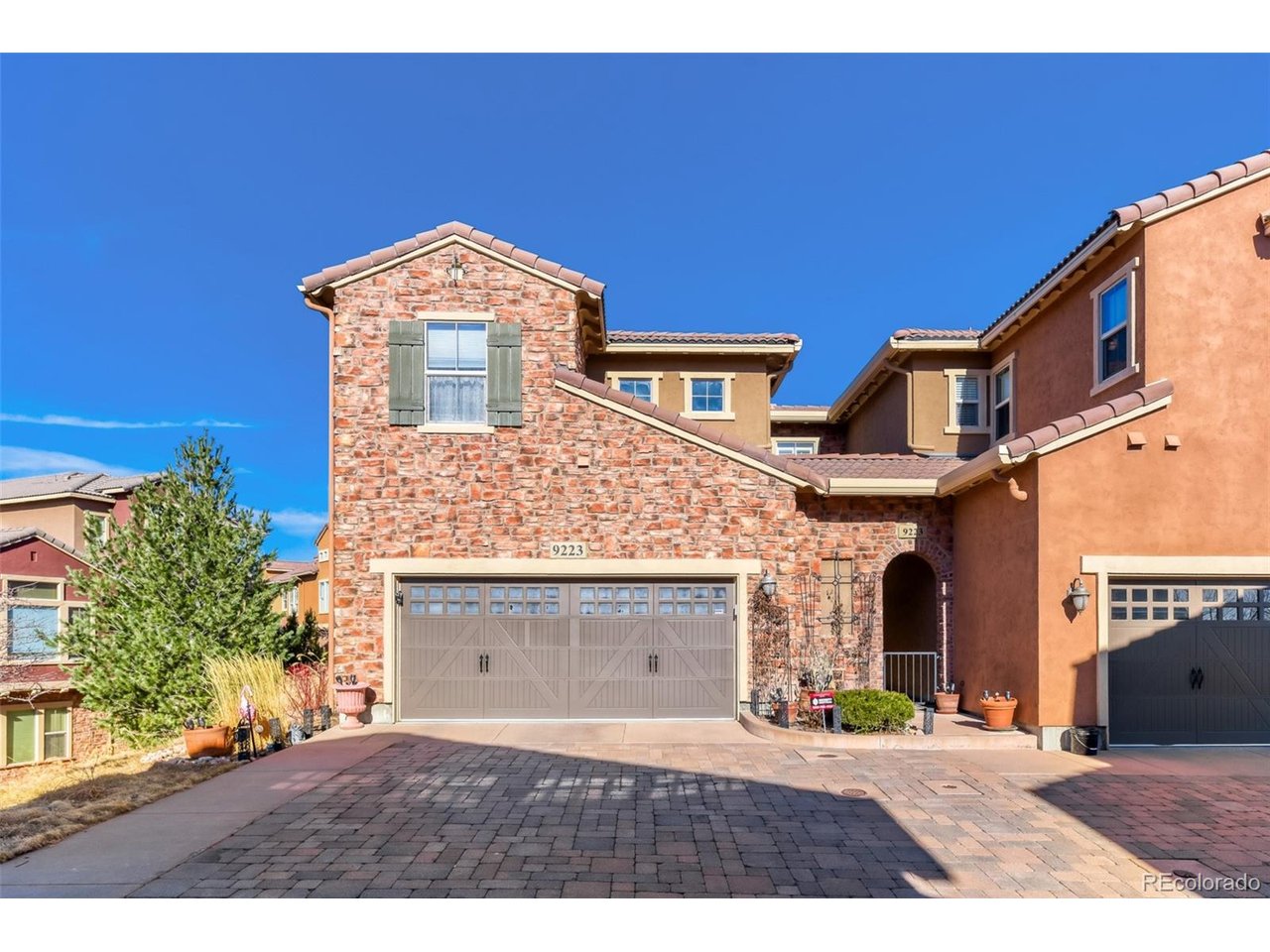 9223 Sori Ln — photo