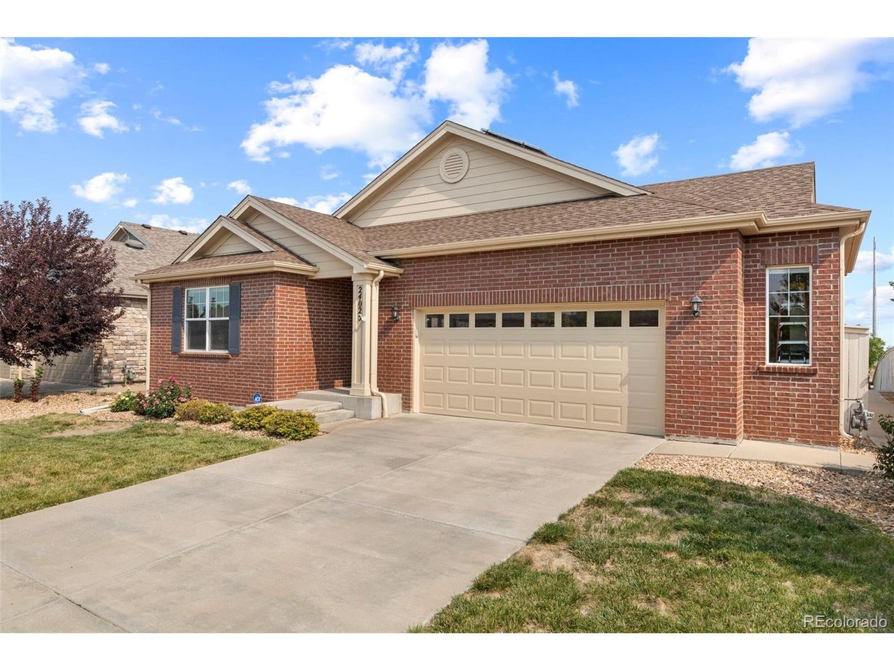 24025 E Wagon Trail Ave — photo