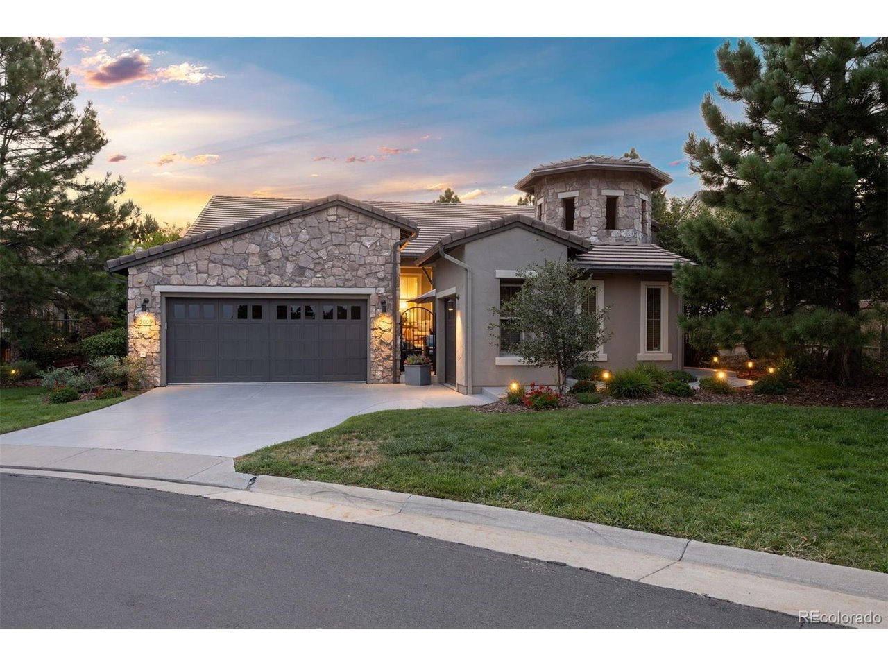5009 Vermillion Ct — photo