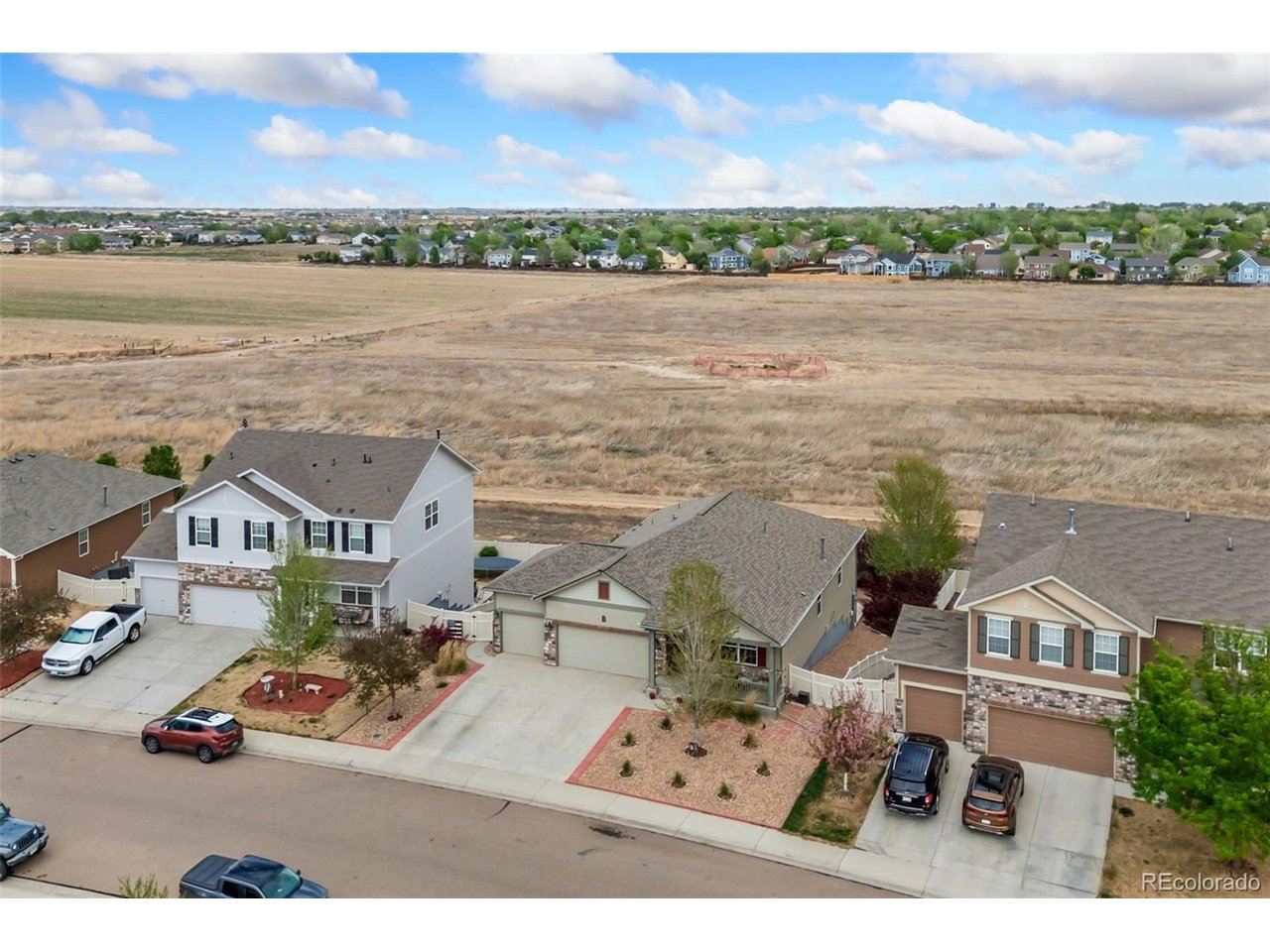 10398 Stagecoach Ave — photo