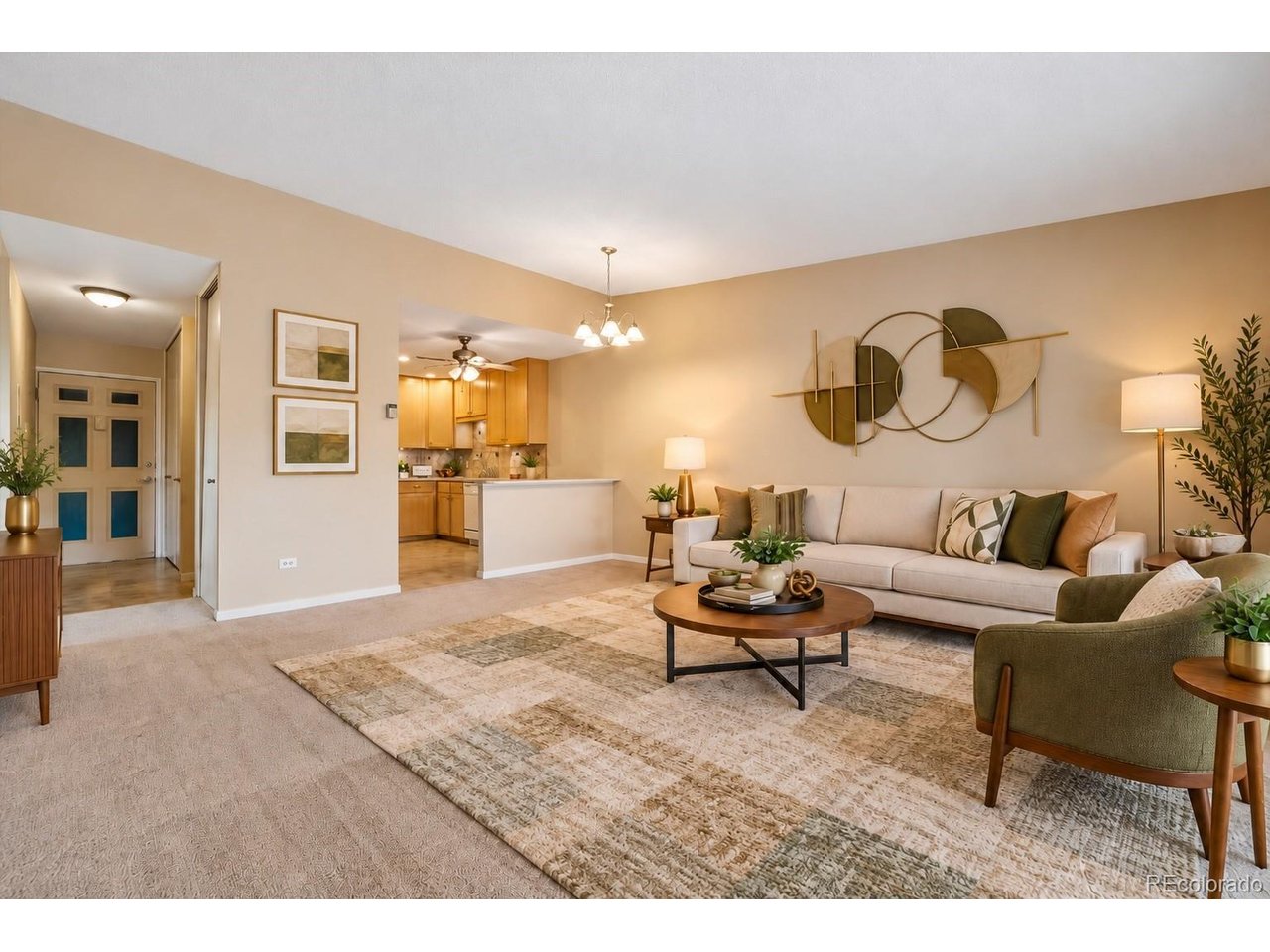 650 S Clinton St Unit 2D — photo