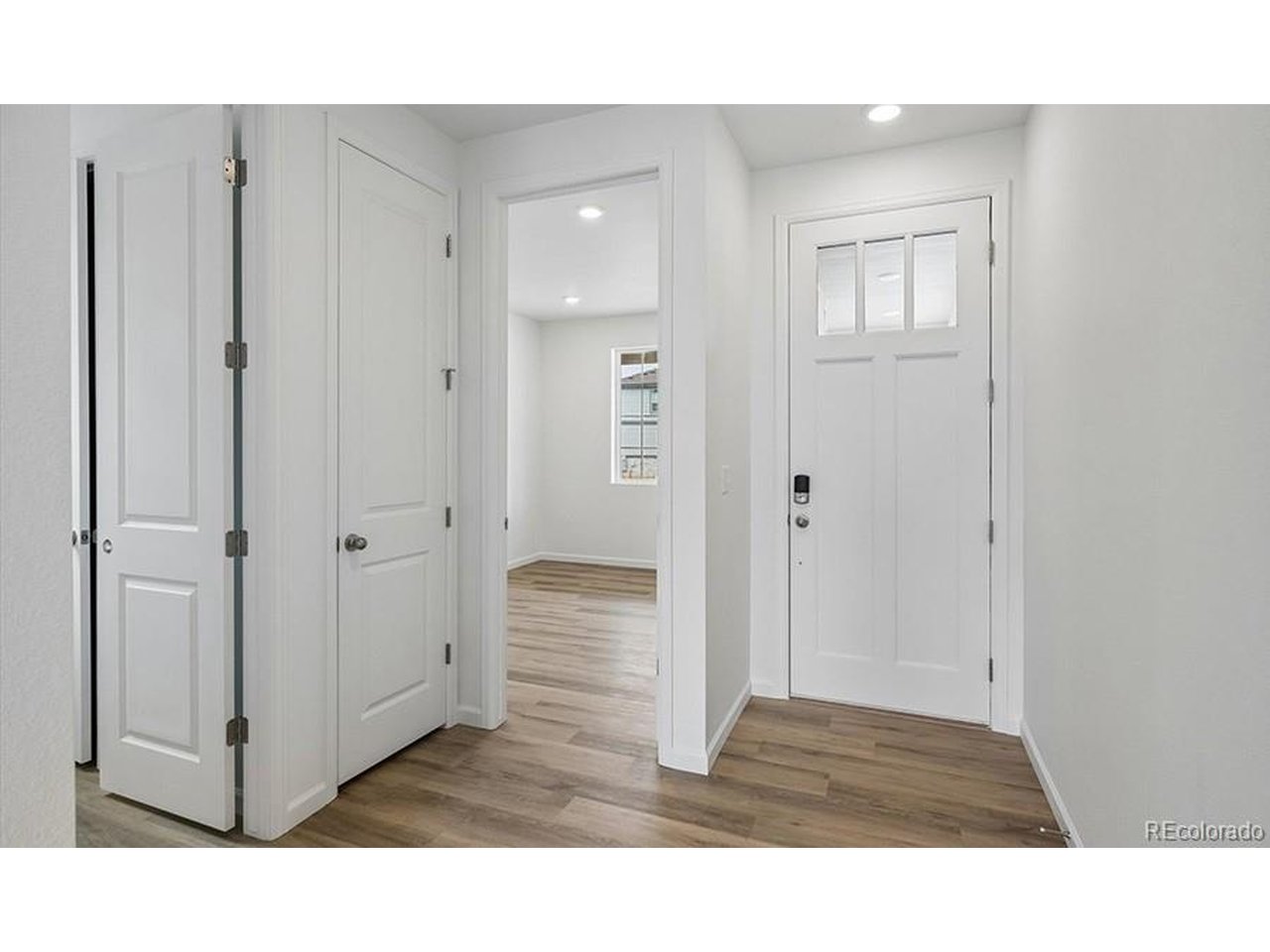 Home in Aurora, CO 80019 — photo 3