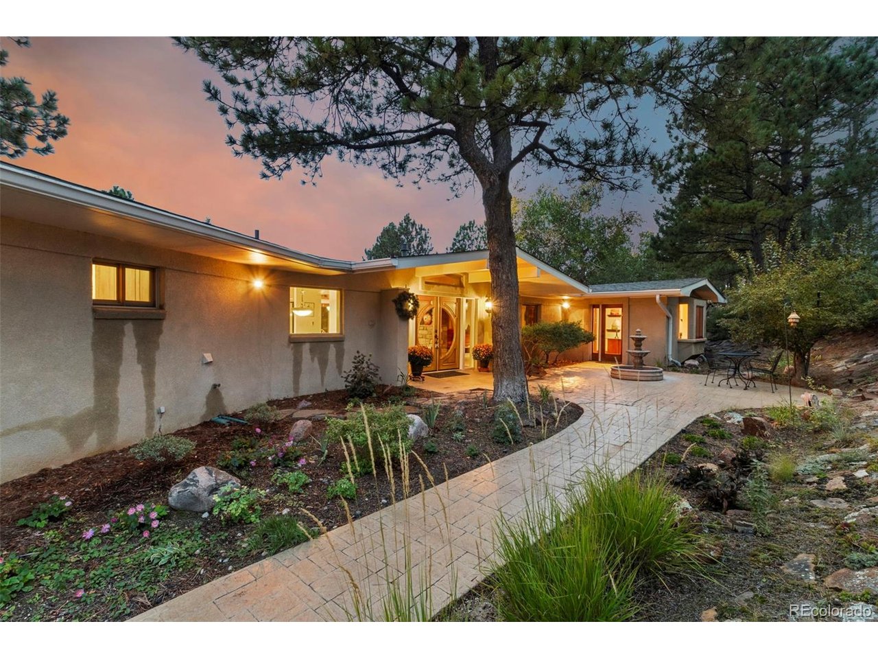 9760 Kit Carson Ln — photo
