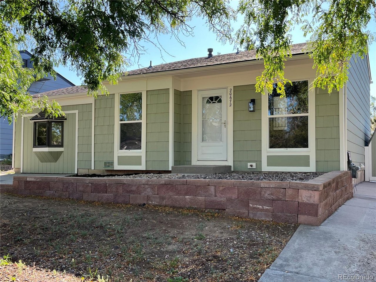 20672 E Batavia Dr — photo