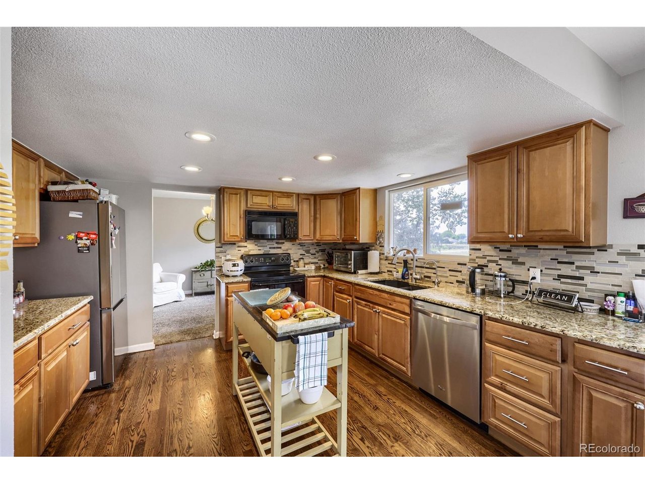 20577 E Shefield Ct — photo