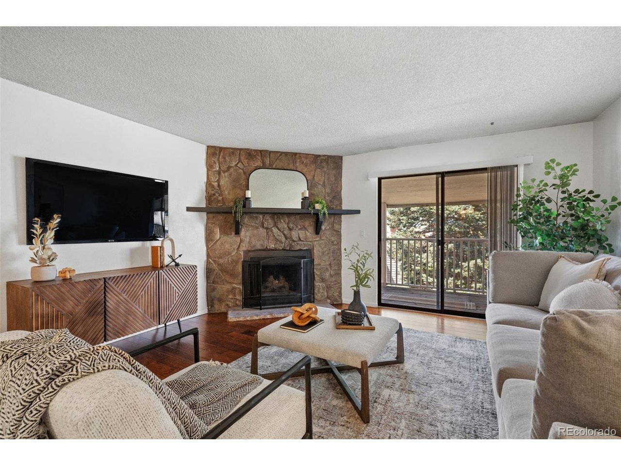 943 S Zeno Way 207 — photo