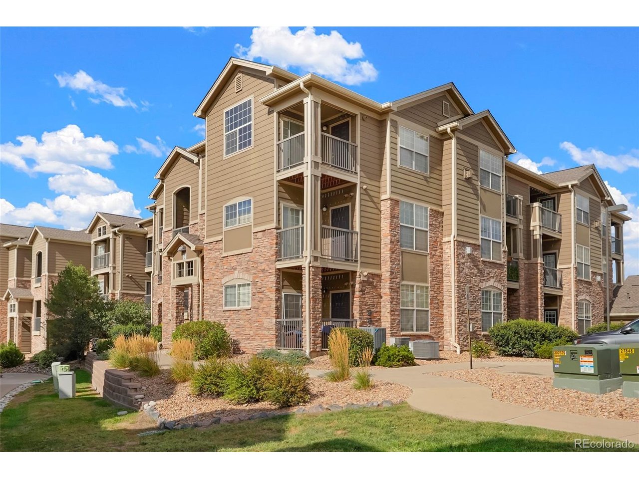 2800 Blue Sky Cir 2-302 — photo