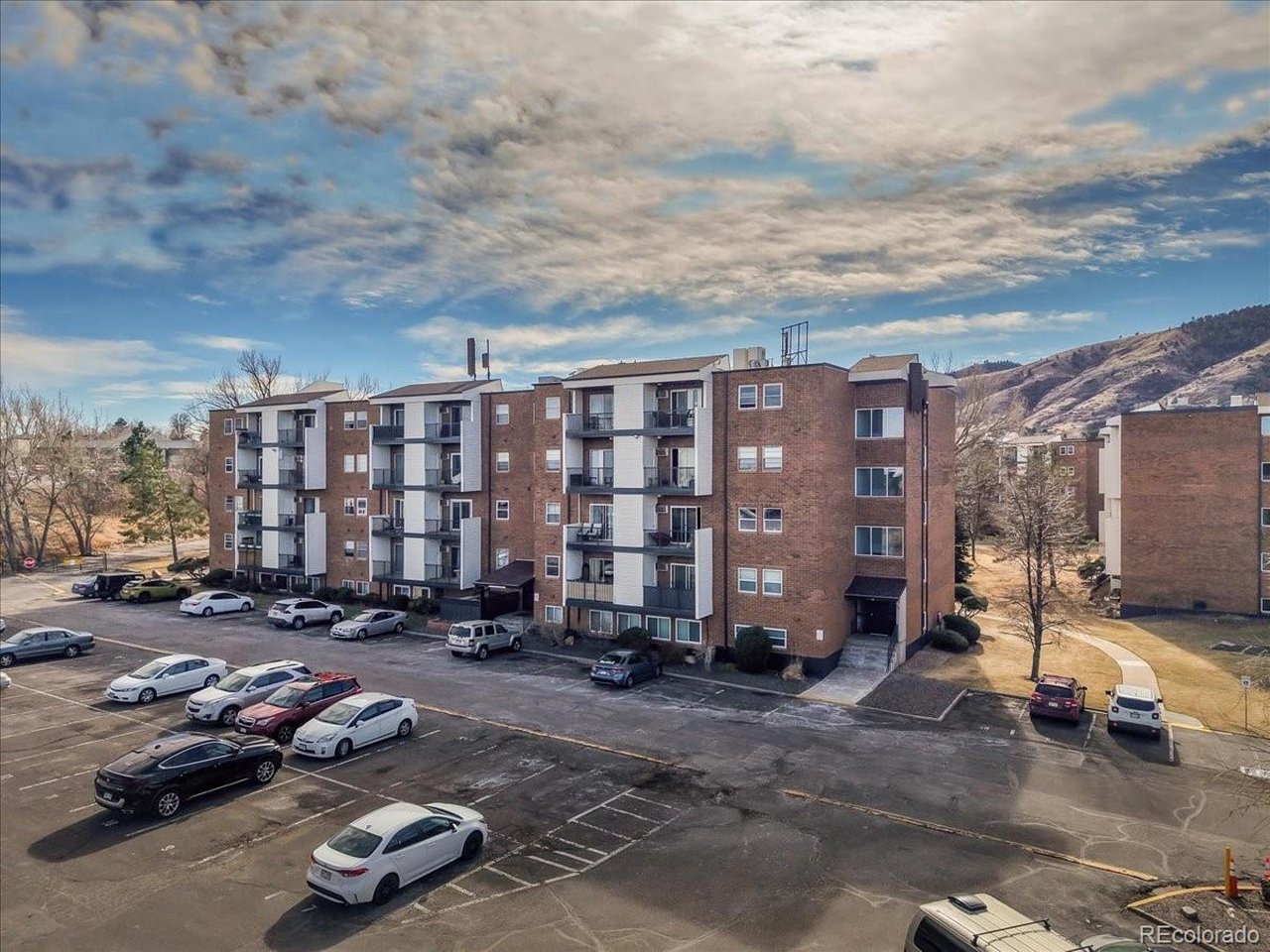 1150 Golden Cir 511 — photo