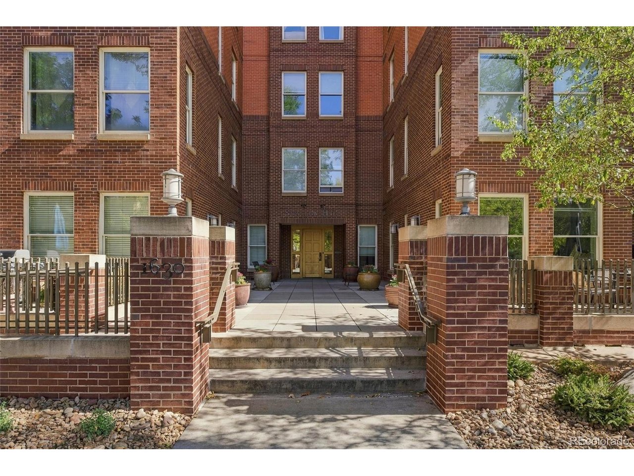 1630 N Clarkson St Unit 614 — photo