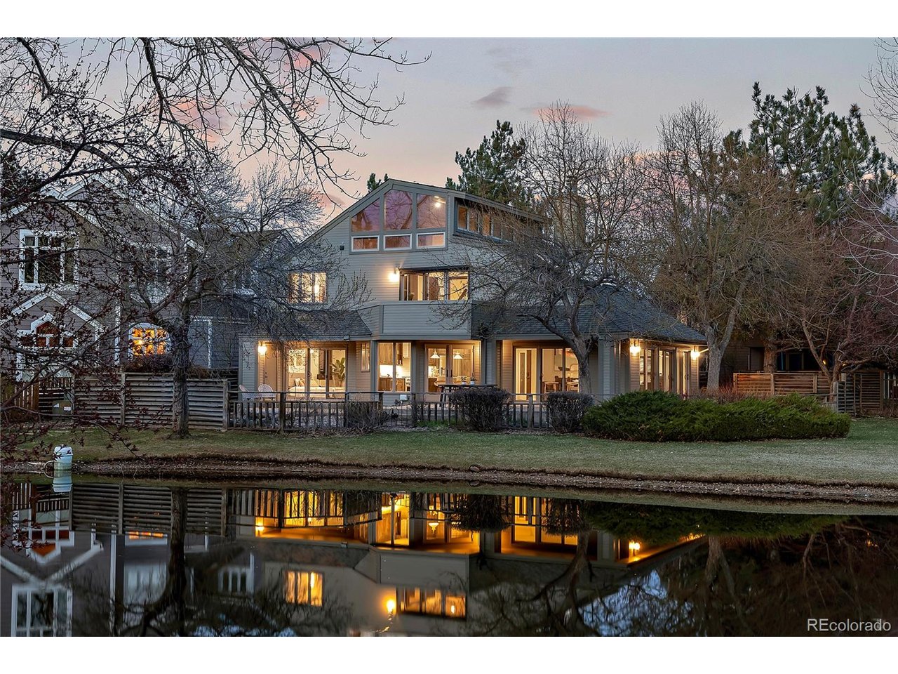 903 Meadow Glen Dr — photo