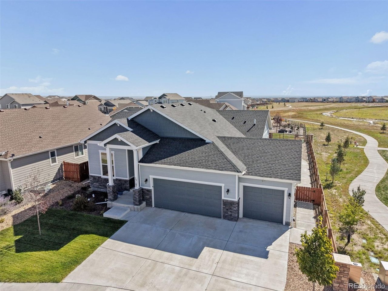13107 Parkland Dr — photo