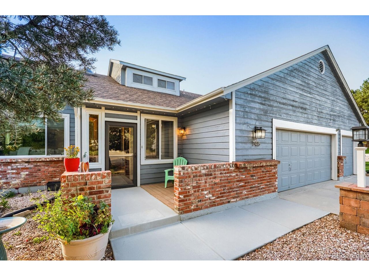 7415 Meadow Vw — photo